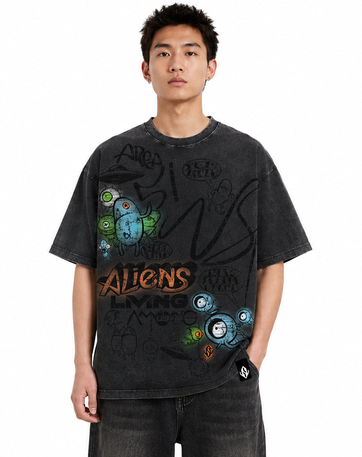 Aliens among us tee Black